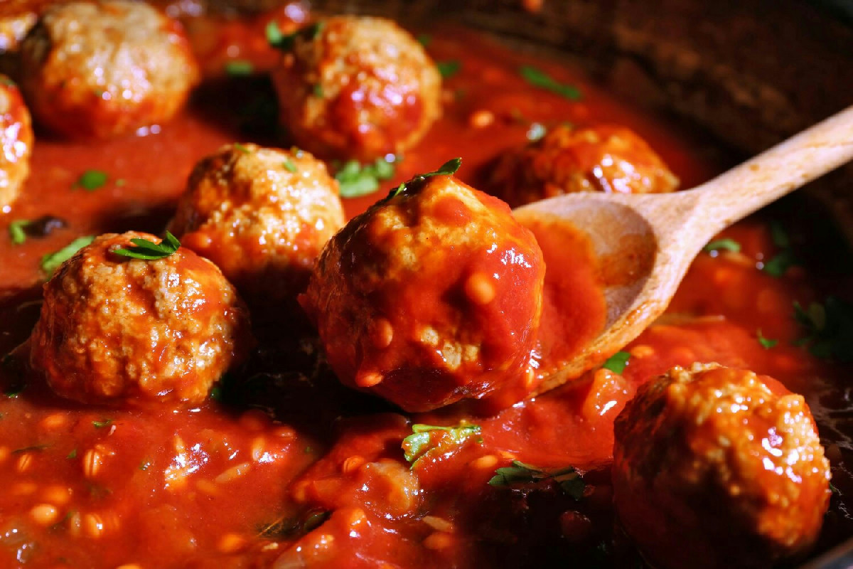 3 segreti delle nonne trasformano le polpette al sugo in un piatto indimenticabile oggi