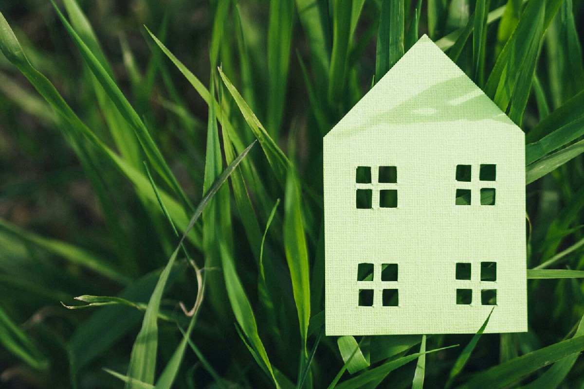 Costruzioni sostenibili a emissioni zero: guida all’efficienza energetica e all’innovazione edilizia oggi